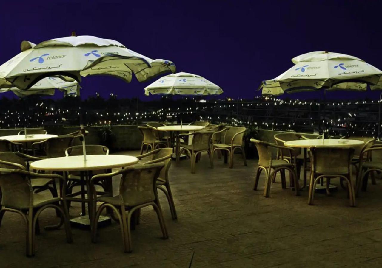 Rajone Hotel Faisalabad Eksteriør bilde
